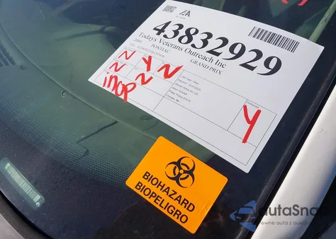 2004 Pontiac Grand Prix Gt1 z USA, uszkodzony, nr VIN 2G2WP522541297458